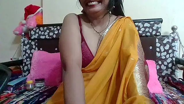 Snapshot of NautyBabe chatting on 10-13-25, 06:19 NautyBabe online show from 10-13-25, 06:19