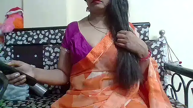 Snapshot of NautyBabe chatting on 11-27-25, 06:10 NautyBabe online show from 11-27-25, 06:10