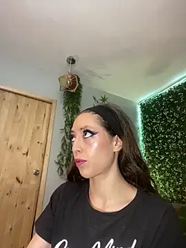 VickyJackson  online show from 03-03-26, 04:13