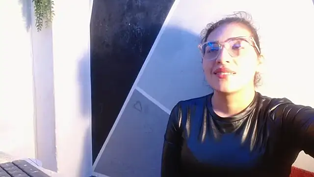 DaMikaela  online show from 03-14-26, 02:00