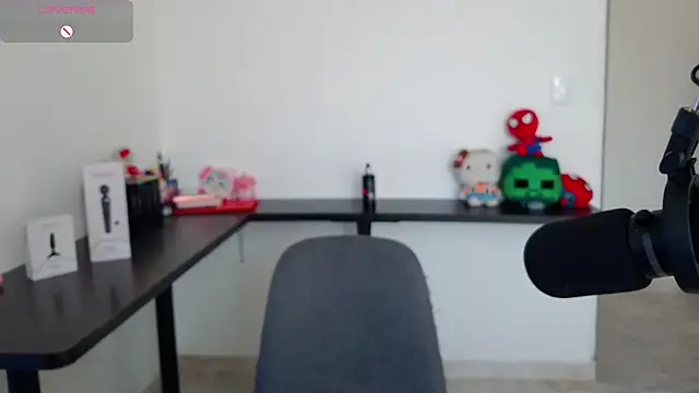 Snapshot of Ania_jones chatting on 05-07-26, 10:15 Ania jones online show from 05-07-26, 10:15