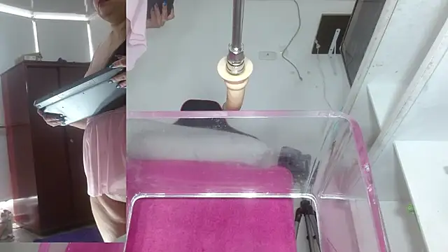 sammyEvans   online show from 10-17-25, 01:46