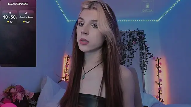 Snapshot of _eva__pleasure_ chatting on 10-07-25, 06:32 eva pleasure online show from 10-07-25, 06:32