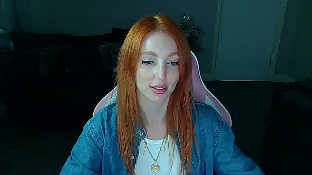 Snapshot of Red_firesquirt chatting on 02-28-25, 02:31 Red firesquirt online show from 02-28-25, 02:31