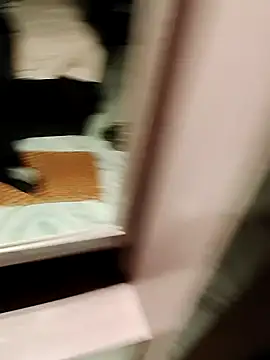 Snapshot of xxxhugedick0001 chatting on 12-04-24, 06:50 xxxhugedick0001 online show from 12-04-24, 06:50