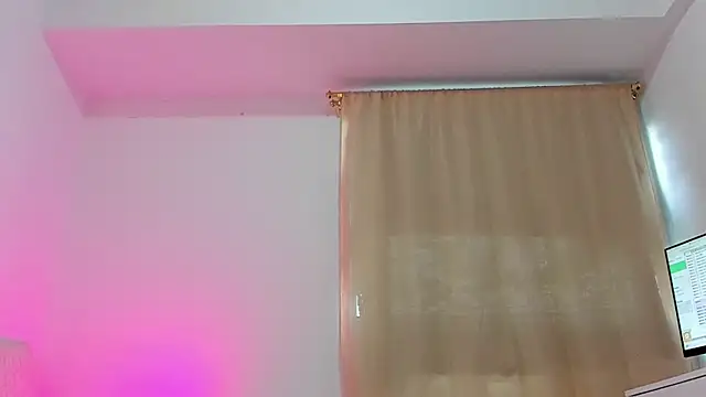 soyamandaa  online show from 10-27-25, 09:41