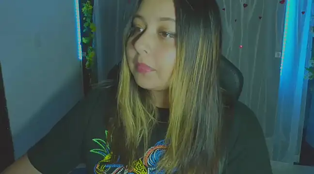 Emilyy Collinss online show from 01-08-25, 07:56