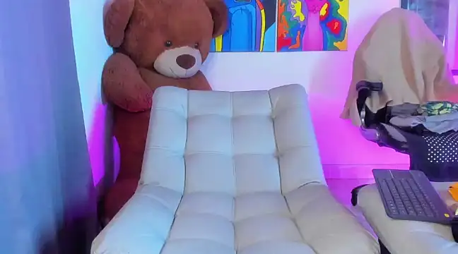 Snapshot of JacoLive chatting on 03-05-25, 09:59 JacoLive online show from 03-05-25, 09:59