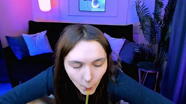 ChloeSunny online show from 07-28-26, 02:13