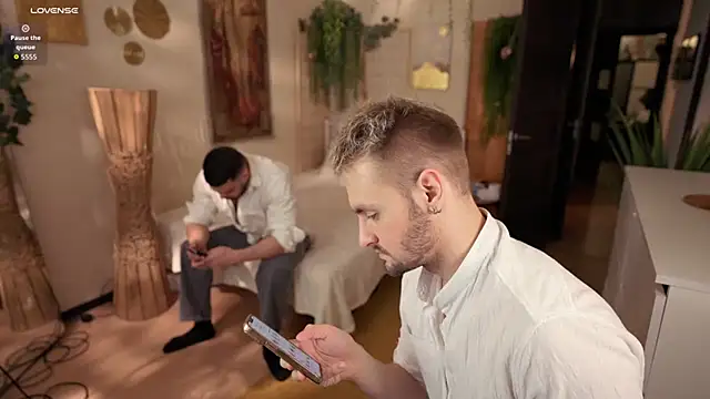 Snapshot of enjoy_me chatting on 10-16-25, 03:35 enjoy me online show from 10-16-25, 03:35