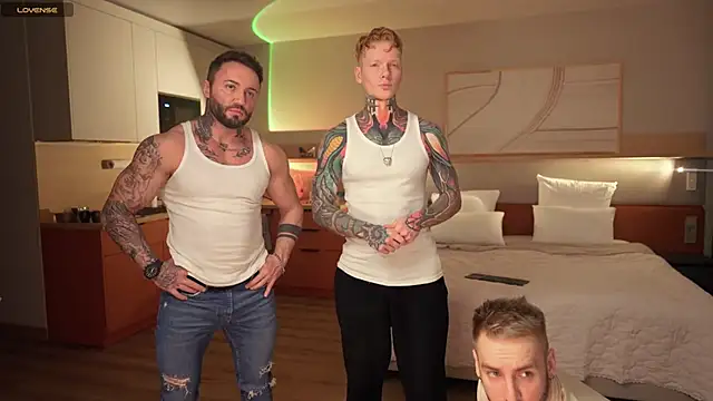 Snapshot of enjoy_me chatting on 10-23-25, 03:33 enjoy me online show from 10-23-25, 03:33