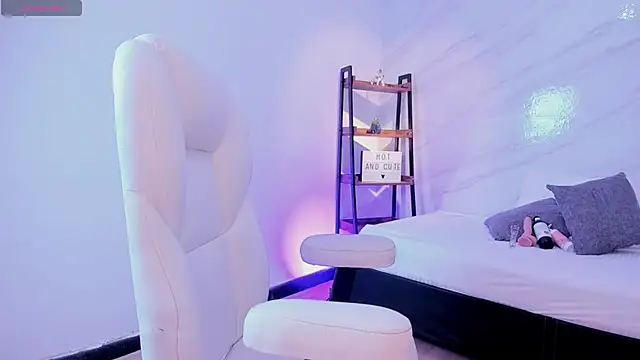 ayy falcon online show from 03-01-25, 06:11