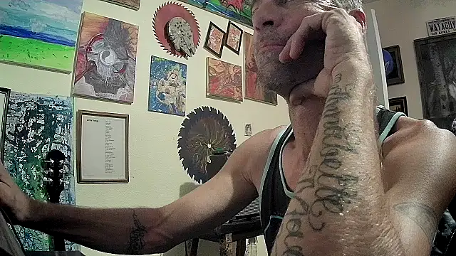 Snapshot of druetrue chatting on 09-15-25, 11:16 druetrue online show from 09-15-25, 11:16