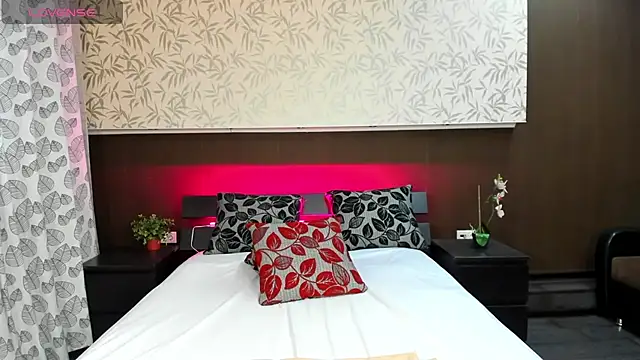 Snapshot of Donna_Evans chatting on 01-22-25, 03:20 Donna Evans online show from 01-22-25, 03:20