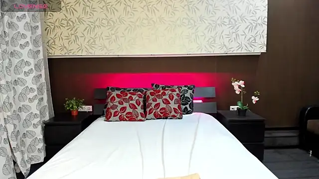 Snapshot of Donna_Evans chatting on 01-25-25, 12:17 Donna Evans online show from 01-25-25, 12:17