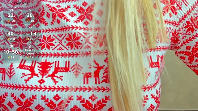 Snapshot of Donna_Evans chatting on 03-15-25, 03:07 Donna Evans online show from 03-15-25, 03:07