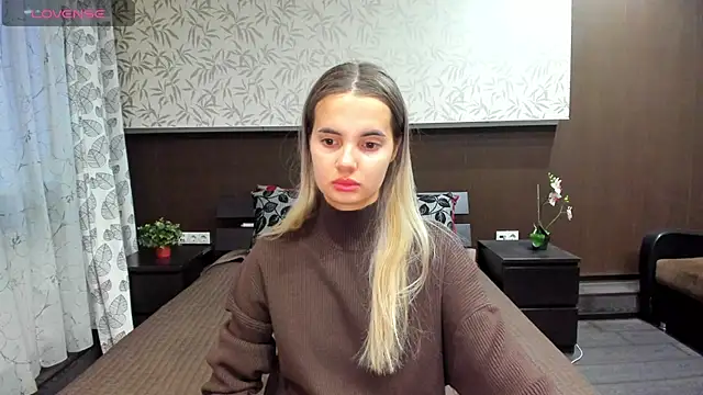 Snapshot of Donna_Evans chatting on 03-23-25, 12:15 Donna Evans online show from 03-23-25, 12:15