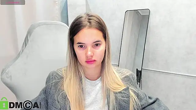 Snapshot of Donna_Evans chatting on 09-12-25, 12:00 Donna Evans online show from 09-12-25, 12:00