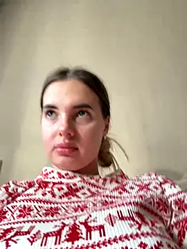 Snapshot of Donna_Evans chatting on 10-16-25, 03:18 Donna Evans online show from 10-16-25, 03:18