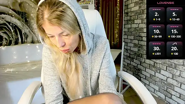 Eva Melow online show from 02-22-25, 05:13