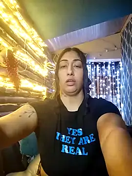 Hotasiansensation online show from 12-19-24, 04:24