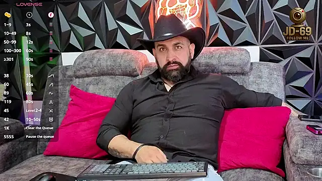 JD-69 online show from 10-21-25, 07:03