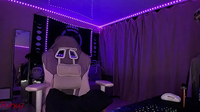 Snapshot of wet_dream_ chatting on 03-01-26, 04:47 wet dream online show from 03-01-26, 04:47