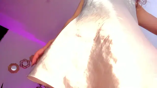 Snapshot of aliss_ev chatting on 03-11-25, 06:52 aliss ev online show from 03-11-25, 06:52