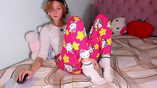 any 21hot online show from 01-05-25, 07:49