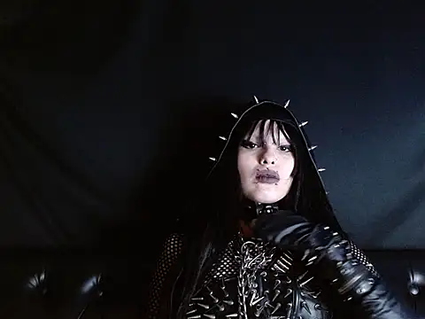 Snapshot of XXIOUX chatting on 10-26-25, 01:44 XXIOUX online show from 10-26-25, 01:44