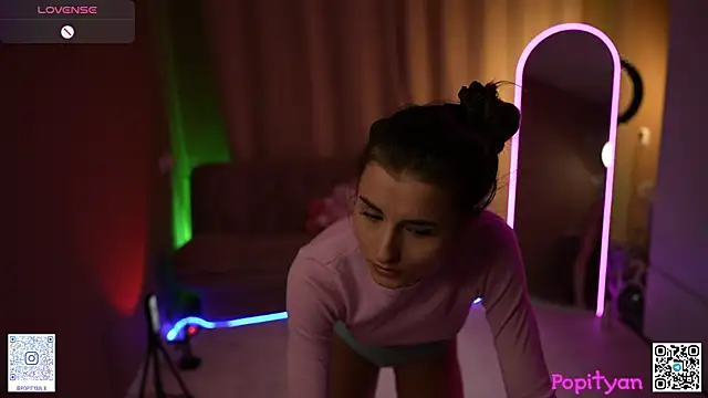 popityan1 online show from 04-04-26, 06:33