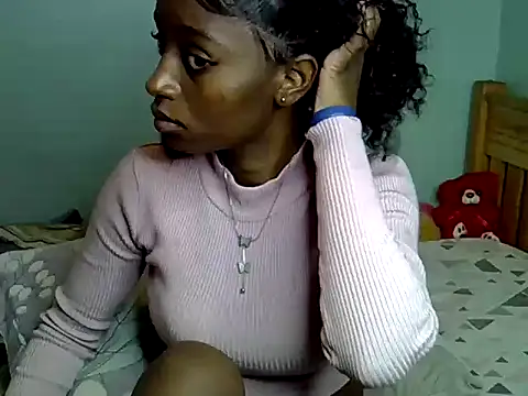 Snapshot of Enkarxx chatting on 02-06-25, 02:04 Enkarxx online show from 02-06-25, 02:04