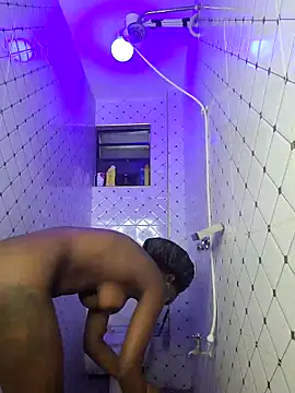 Snapshot of Enkarxx chatting on 03-05-25, 05:29 Enkarxx online show from 03-05-25, 05:29