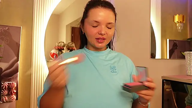 CelesteBailey online show from 11-18-25, 07:35