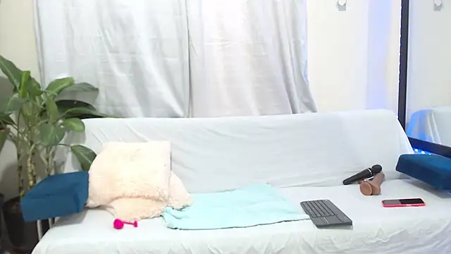 AmbarSofhia online show from 03-12-25, 09:03