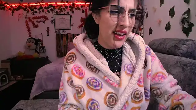 azahar  ziiz online show from 12-19-24, 03:29