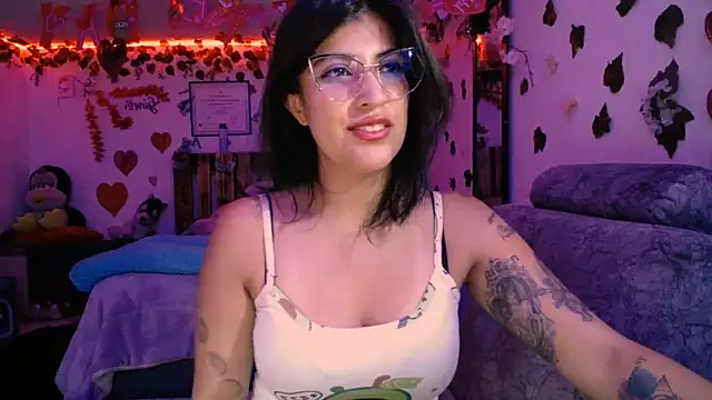 azahar  ziiz online show from 02-11-25, 11:10