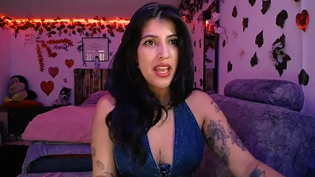 azahar  ziiz online show from 02-24-25, 08:03