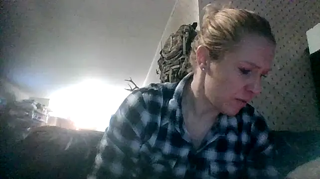 lisamatty4601 online show from 01-18-25, 11:00