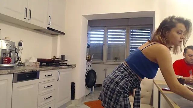 Snapshot of Tasty_Shape chatting on 12-05-24, 07:05 Tasty Shape online show from 12-05-24, 07:05