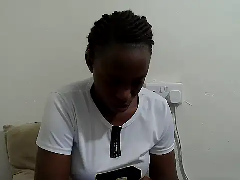 Snapshot of lizbela1 chatting on 06-05-26, 09:42 lizbela1 online show from 06-05-26, 09:42