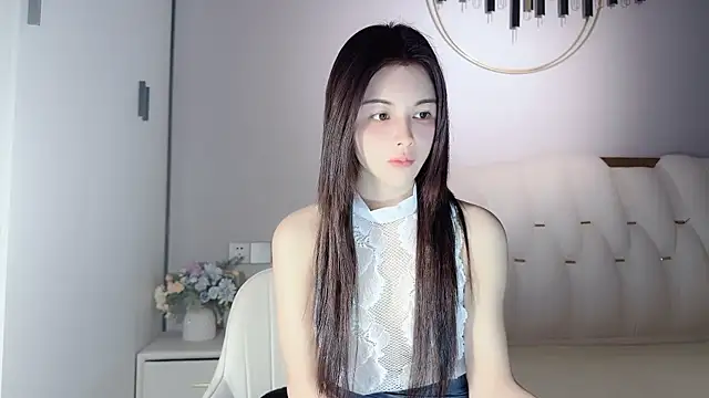 Snapshot of lvy-w chatting on 12-29-24, 11:50 lvy-w online show from 12-29-24, 11:50