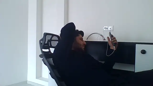 erkekkkadam online show from 01-15-25, 09:56