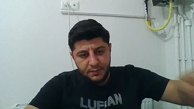 erkekkkadam online show from 03-19-25, 10:09