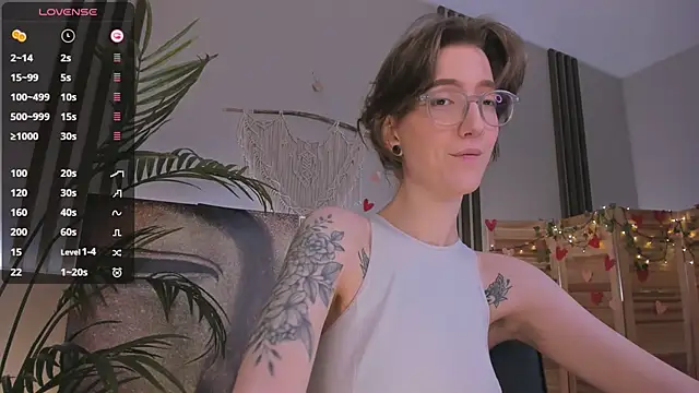 Lola Missy online show from 02-22-25, 05:34