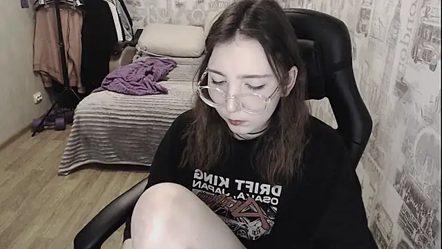 Snapshot of AmeliaKamishiro chatting on 12-02-24, 12:29 AmeliaKamishiro online show from 12-02-24, 12:29