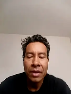 Snapshot of cachorro0527 chatting on 03-10-26, 05:18 cachorro0527 online show from 03-10-26, 05:18