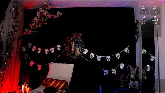 Snapshot of kitty_roxy chatting on 10-25-25, 08:00 kitty roxy online show from 10-25-25, 08:00