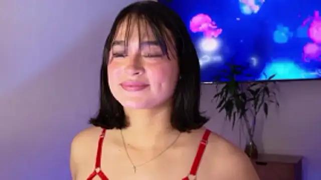 Snapshot of Celeste_Blu chatting on 04-29-26, 04:11 Celeste Blu online show from 04-29-26, 04:11