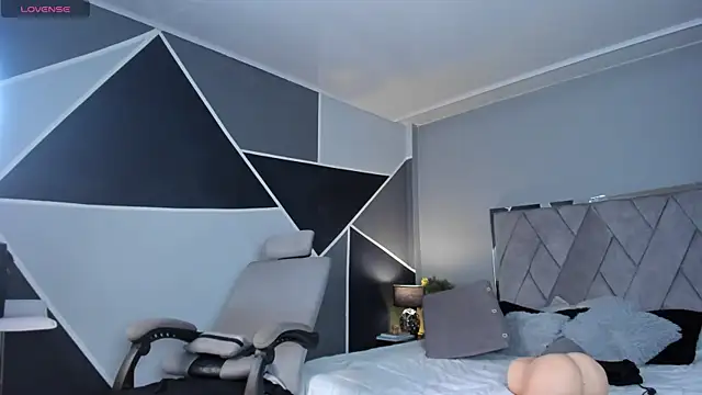 Markbrown online show from 12-15-24, 08:47